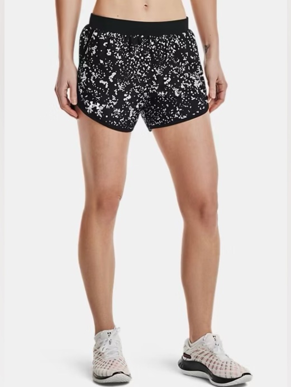 UNDER ARMOUR Black White UA Fly-By 2.0 Printed Active Running Shorts Size Medium
